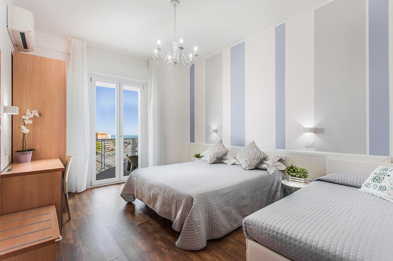 Comfort Triple Room